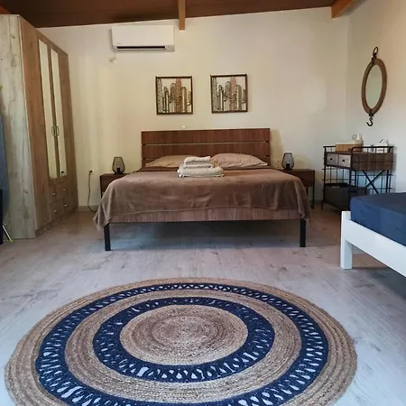 Ktima Karamouzis *